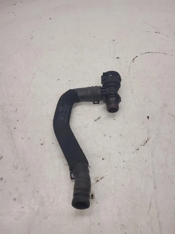 WĄŻ PRZEWÓD WODY AUDI A6 C7 A7 4G0122096E