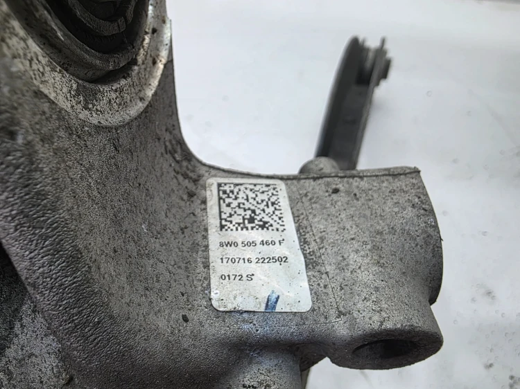 ZWROTNICA WAHACZE PIASTA PRAWY TYŁ AUDI A4 B9 A5 8W 8W0505432T 8W0505460F 2