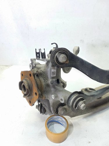 ZWROTNICA WAHACZE PIASTA LEWY TYŁ AUDI A4 B9 A5 8W 8W0505435AA 8W0505459D