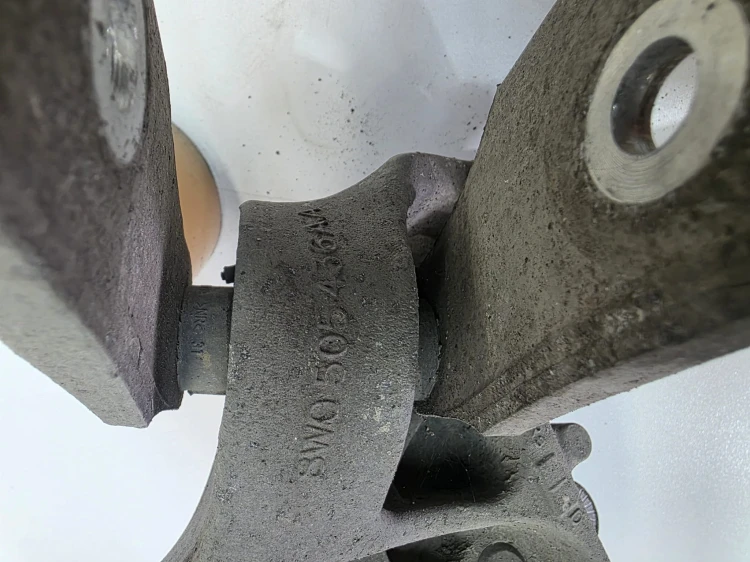 ZWROTNICA WAHACZE PIASTA PRAWY TYŁ AUDI A4 B9 A5 8W 8W0505436AA 8W0505460D