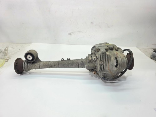 MOST DYFERENCJAŁ PRZÓD AUDI Q7 VW TOUAREG 3.0 JTG 0AA409508D