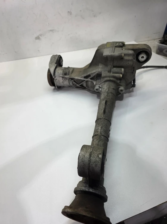 MOST DYFERENCJAŁ PRZÓD AUDI Q7 VW TOUAREG 3.0 JTG 0AA409508D