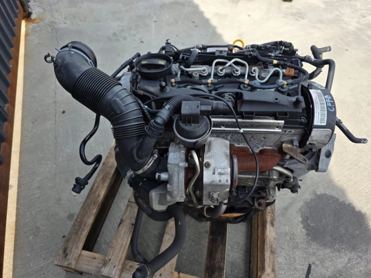 SILNIK KOMPLETNY AUDI VW SEAT SKODA 2.0 TDI CFF CFFB 137882 KM ORYGINAŁ !!!