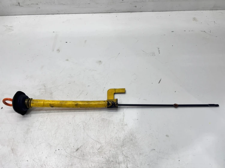 MIARKA POZIOMU OLEJU BAGNET AUDI VOLKSWAGEN SEAT SKODA 1.9 TDI 038103663C