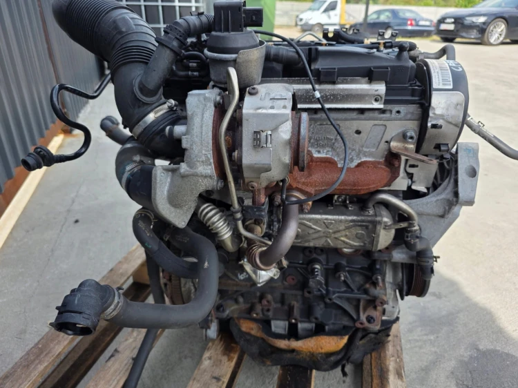 SILNIK KOMPLETNY AUDI VW SEAT SKODA 2.0 TDI CFF CFFB 137882 KM ORYGINAŁ !!!