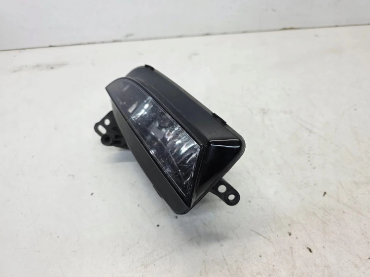 HALOGEN LAMPA PRZECIWMGIELNA PRAWY PRZÓD AUDI A5 8T LIFT 8T0941700F