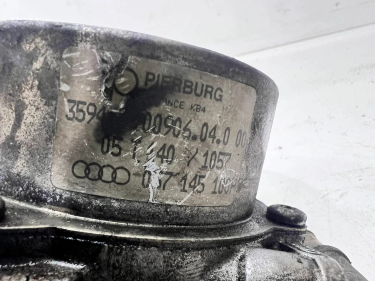POMPA VACUM AUDI 3.0 TDI 057145100P