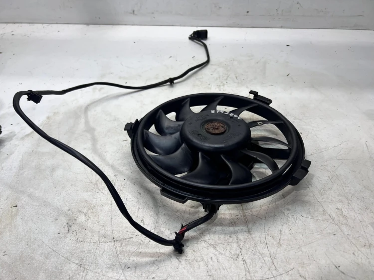 WIATRAK WENTYLATOR AUDI A4 B7 8E0959455Q 874586E
