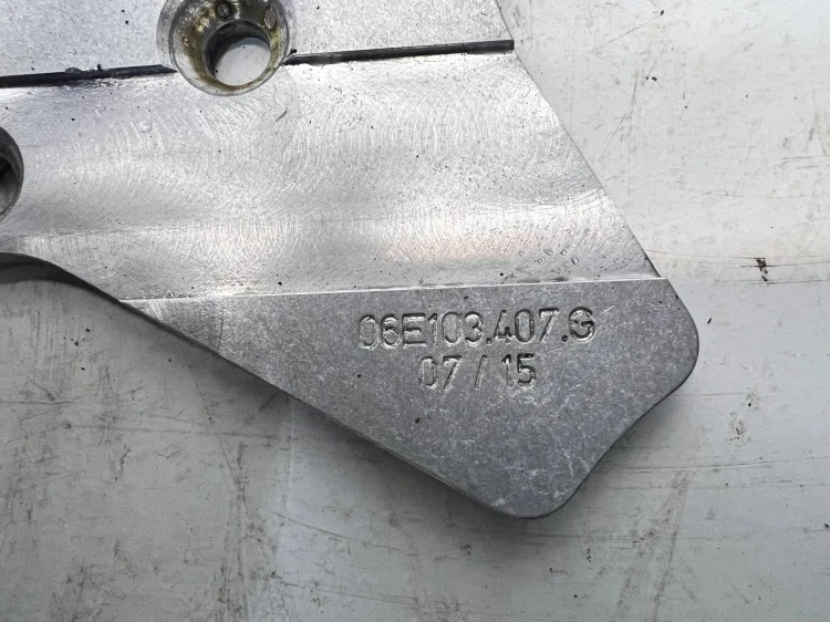 POKRYWA WAŁKA BALANSUJĄCEGO AUDI A6 C7 3.0 TFSI 06E103407G