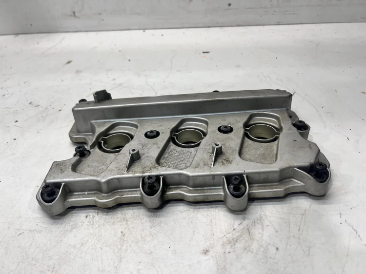 POKRYWA ZAWORÓW PRAWA AUDI A6 C7 A7 Q7 3.0 TFSI 06E103472Q