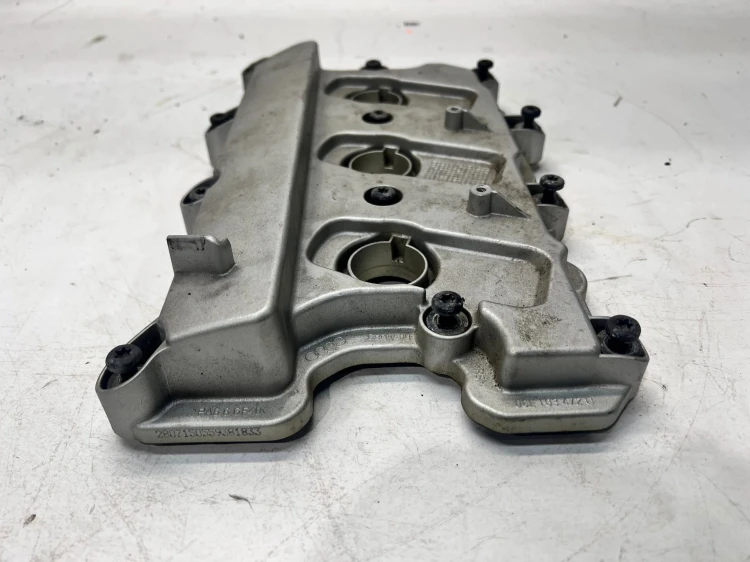 POKRYWA ZAWORÓW PRAWA AUDI A6 C7 A7 Q7 3.0 TFSI 06E103472Q