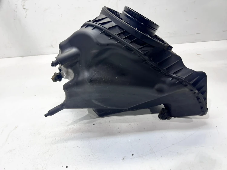 OBUDOWA FILTRA POWIETRZA AUDI A6 C7 4G0133836Q