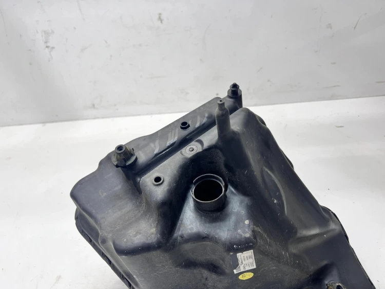 OBUDOWA FILTRA POWIETRZA AUDI A6 C7 4G0133836Q
