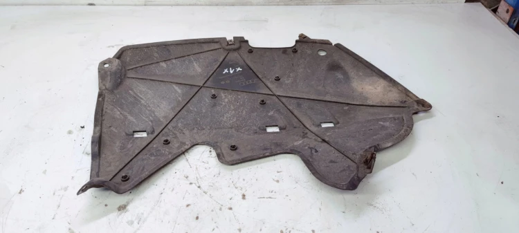 OSŁONA PODWOZIA TYŁ AUDI A4 B9 8W0825217A *1*