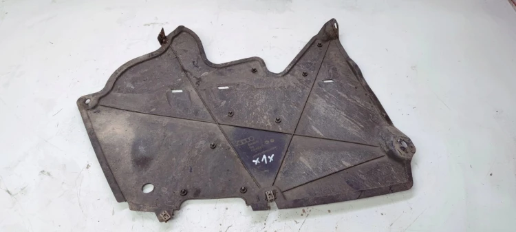 OSŁONA PODWOZIA TYŁ AUDI A4 B9 8W0825217A *1*