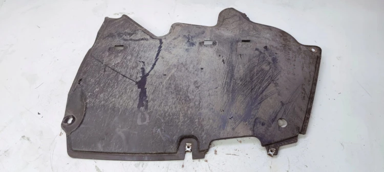OSŁONA PODWOZIA TYŁ AUDI A4 B9 8W0825217A *1*