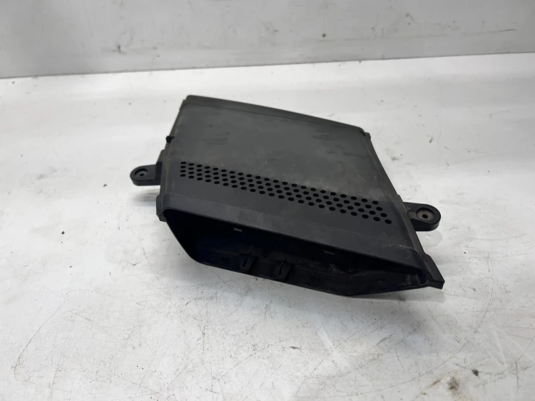 WLOT DOLOT POWIETRZA AUDI Q5 8R 8R0129618F