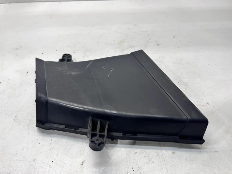 WLOT DOLOT POWIETRZA AUDI Q5 8R 8R0129618F