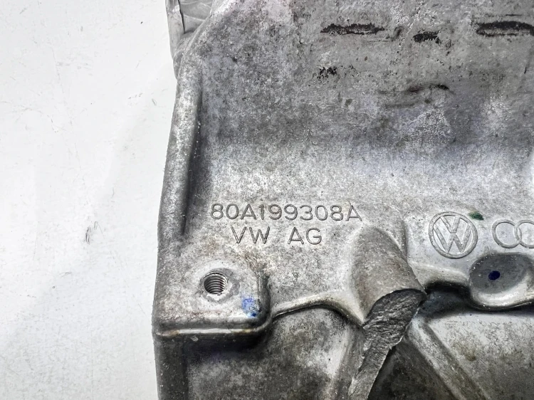 ŁAPA PODPORA SILNIKA PRAWA AUDI Q5 FY 2.0 TFSI 80A199308A