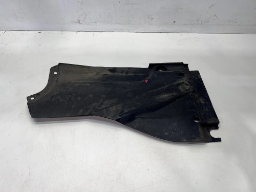 OSŁONA PODWOZIA AUDI A4 B6 B7 PRAWY TYŁ 8E0825216R 41/26
