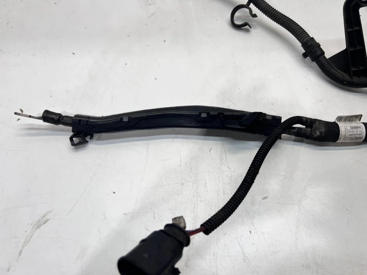 WIĄZKA ALTERNATORA AUDI A4 B9 2.0 TDI 8W0971228AM
