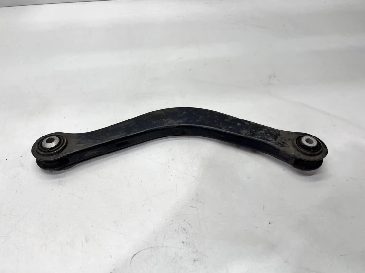 WAHACZ DRĄŻEK LEWY TYŁ AUDI A4 B9 8W0505371E