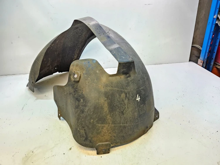 NADKOLE LEWY PRZÓD AUDI A3 8P 8P0821171G