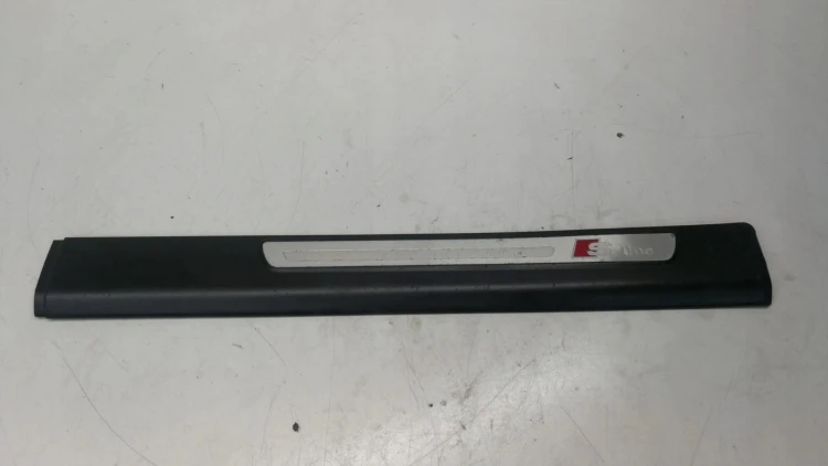 LISTWA PROGOWA LEWY TYŁ A6 C6 S LINE 4F0853375E