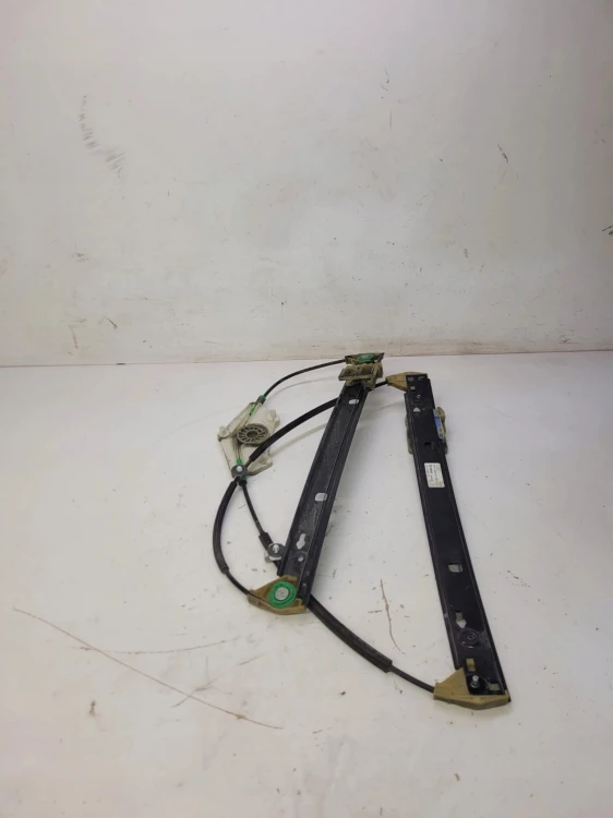 MECHANIZM SZYBY PRAWY PRZÓD AUDI A8 D4 4H0837461B