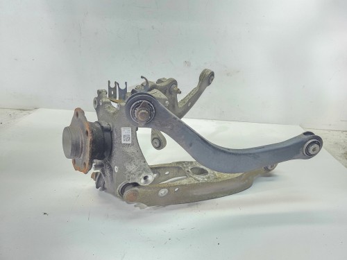 ZWROTNICA WAHACZE PIASTA LEWY TYŁ AUDI A4 B9 A5 8W 8W0505431T 8W0505459F
