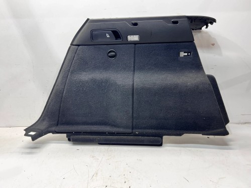 BOCZEK BAGAŻNIKA LEWY AUDI Q5 8R 8R0863879D