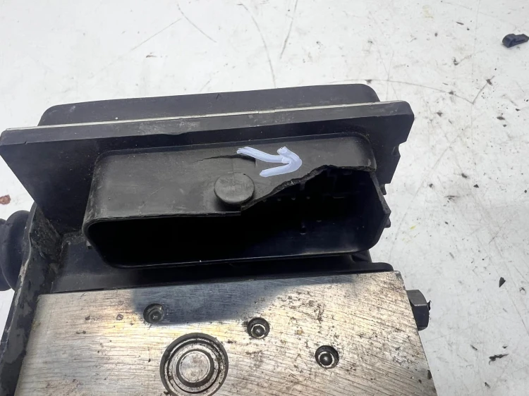 POMPA ABS ESP AUDI A4 B8 A5 8T Q5 8R 8K0907379AH