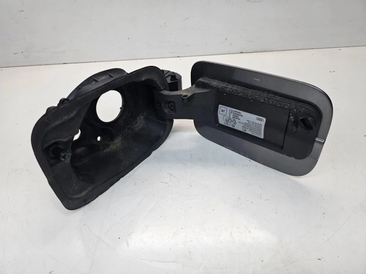 KLAPKA WLEWU PALIWA AUDI A4 B9 LIFT AVANT 8W0809906D LX7H