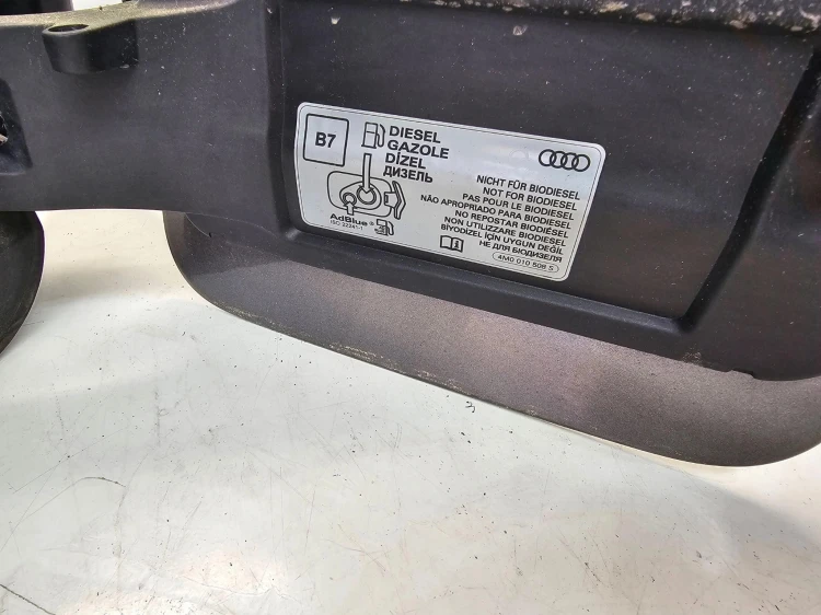KLAPKA WLEWU PALIWA AUDI A4 B9 LIFT AVANT 8W0809906D LX7H