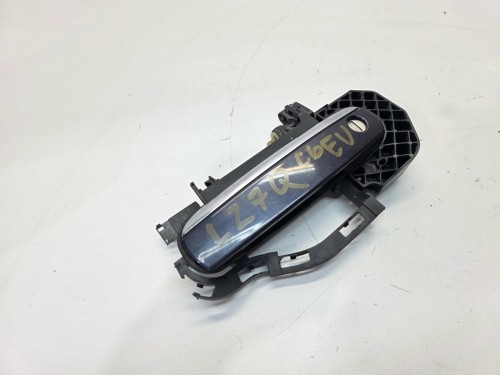 KLAMKA ZEWNĘTRZNA LEWY PRZÓD AUDI A6 C6 4F1837275 LZ7Q CHROM