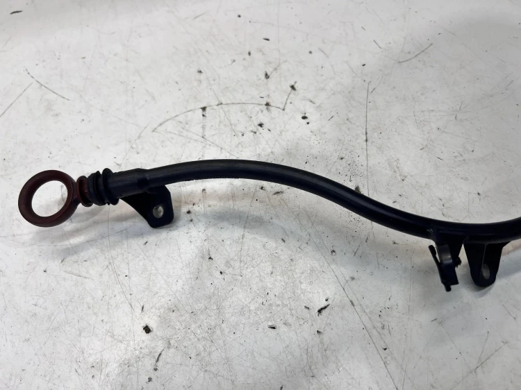 PROWADNICA MIARKA POZIOMU OLEJU AUDI VW SEAT SKODA 03L103634 03L115611