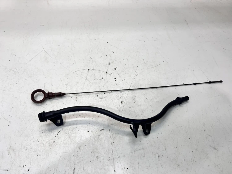 PROWADNICA MIARKA POZIOMU OLEJU AUDI VW SEAT SKODA 03L103634 03L115611