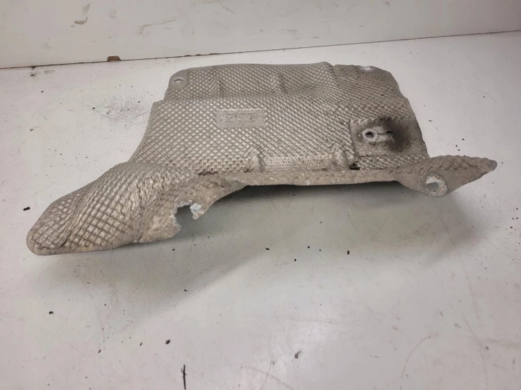 OSŁONA TERMICZNA LEWA AUDI A6 C7 A7 4G0804171A