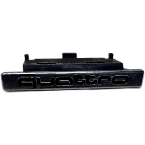 ZNACZEK EMBLEMAT QUATTRO Z GRILLA AUDI A6 C7 4G0853736