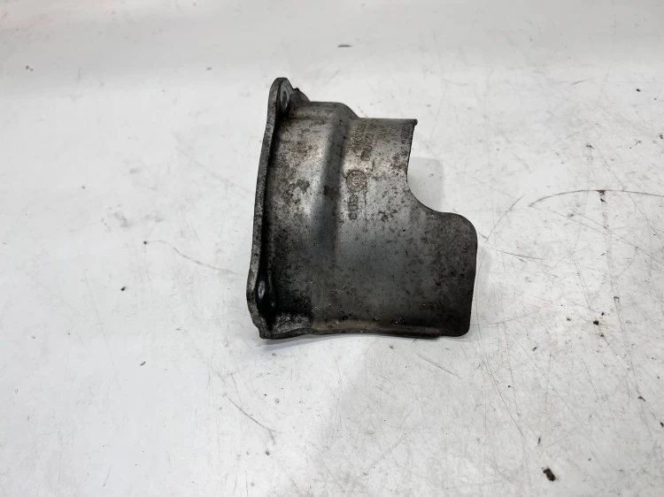 OSŁONA PÓŁOSI AUDI A4 B8 A6 C7 8K0407722