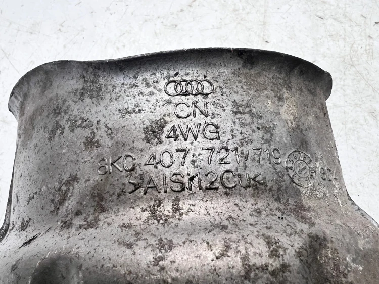 OSŁONA PÓŁOSI AUDI A4 B8 A6 C7 8K0407721