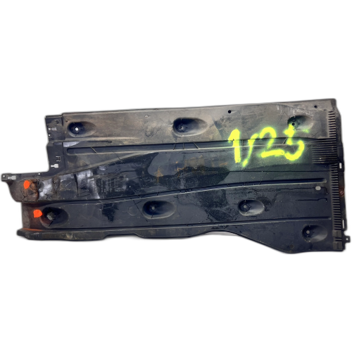 OSŁONA PŁYTA PODWOZIA LEWA AUDI A3 8V 5Q0825201 1/25