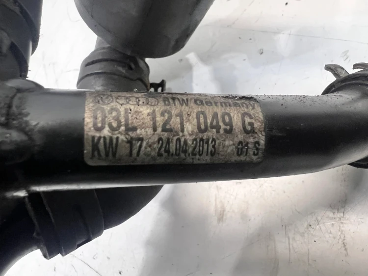 PRZEWÓD RURA WĄŻ WODY VW CRAFTER 03L121049G