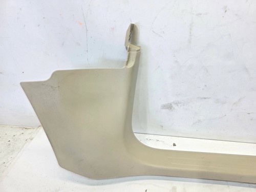 OSŁONA PŁUKA PROGU PRAWA AUDI A6 C6 4F1867272D K38 13S