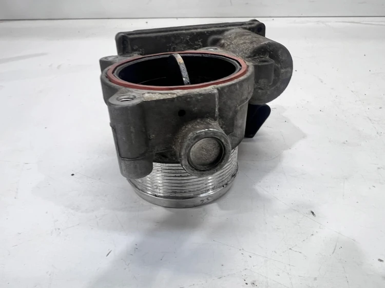 PRZEPUSTNICA KLAPA AUDI A8 D3 A6 C6 A4 B7 4E0145950H