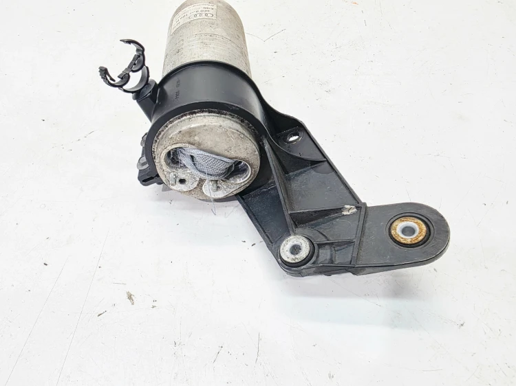 UCHWYT OSUSZACZ KLIMATYZACJI AUDI A6 C6 4F0820189H