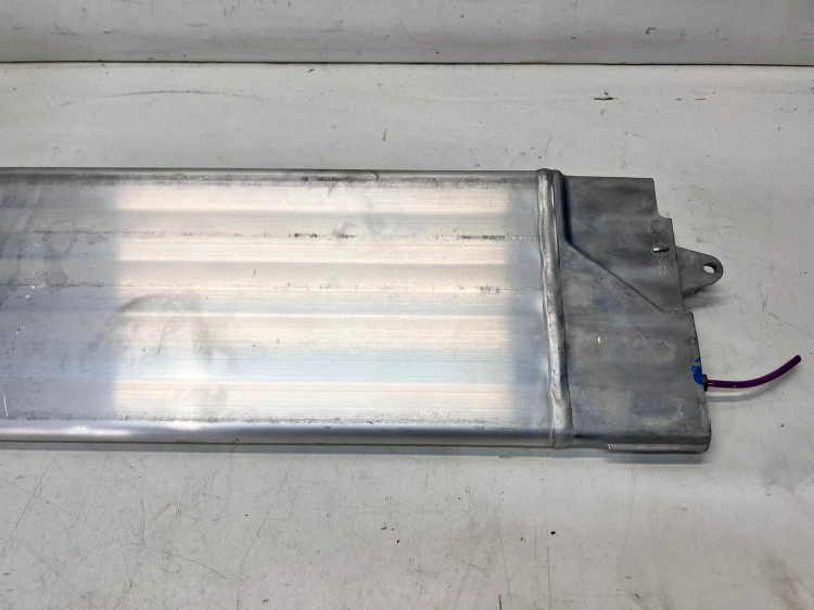 ZBIORNIK POWIETRZA ZAWIESZENIA AUDI A6 C6 4F0616203B