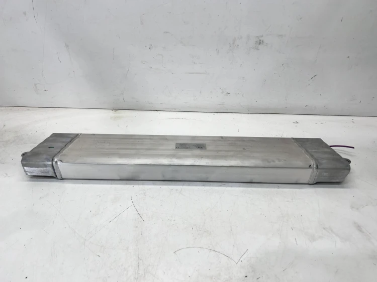 ZBIORNIK POWIETRZA ZAWIESZENIA AUDI A6 C6 4F0616203B