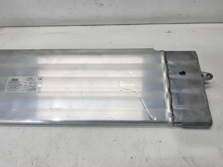 ZBIORNIK POWIETRZA ZAWIESZENIA AUDI A6 C6 4F0616203B