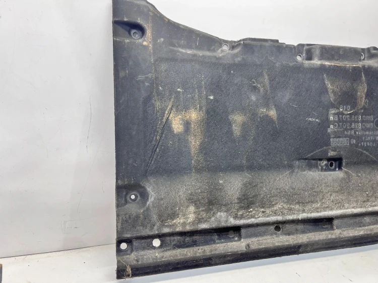 OSŁONA PODWOZIA LEWA AUDI A4 B9 LIFT A5 8W 8W0825207B 1/25